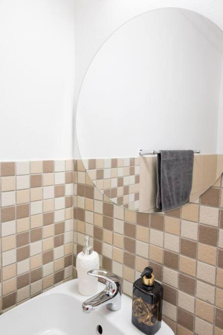 Modern, Trendy And Comfortable 2 Bedroom Apartment In Kapstaden Eksteriør billede