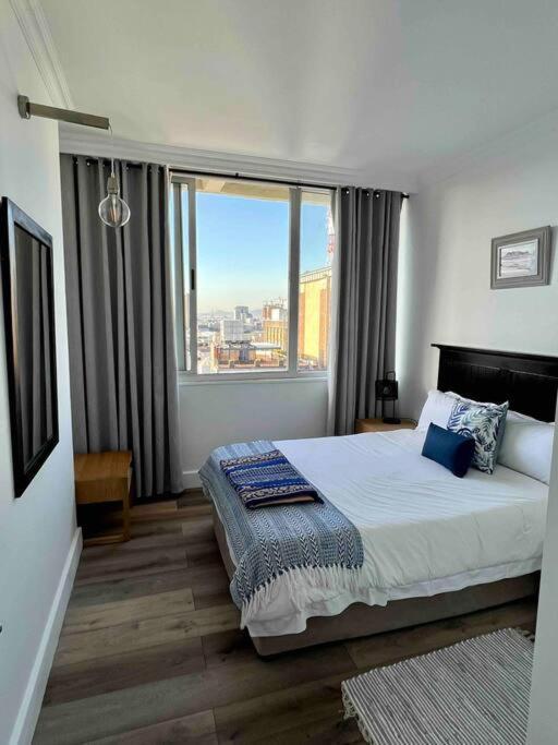Modern, Trendy And Comfortable 2 Bedroom Apartment In Kapstaden Eksteriør billede